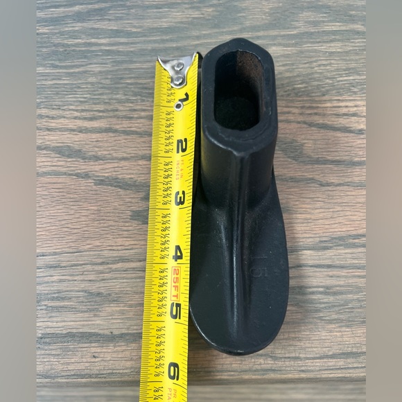 CAST IRON Cobbler Shoe - Picture 5 of 6